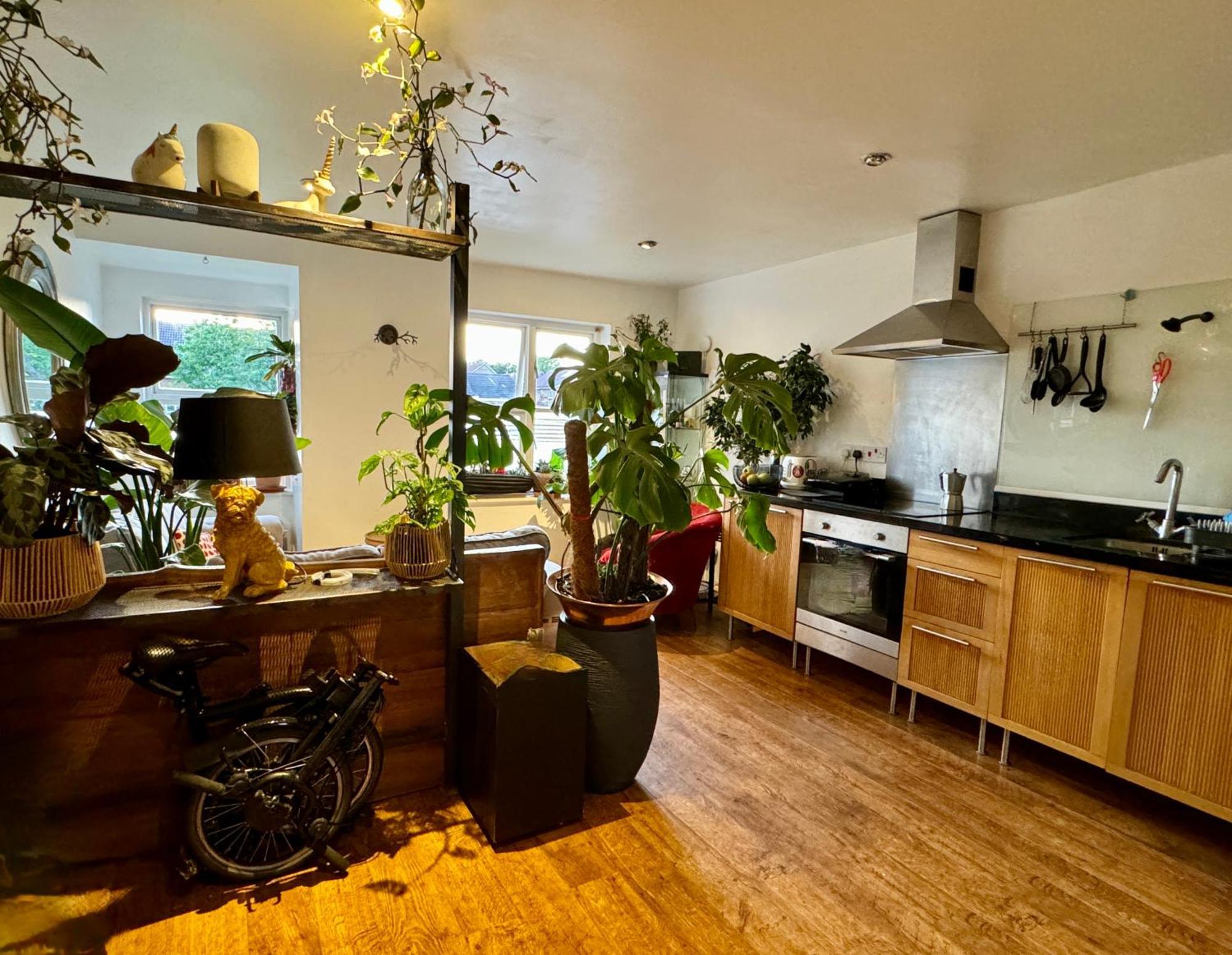 Private Room In A Stylish Flat Лондон Екстериор снимка